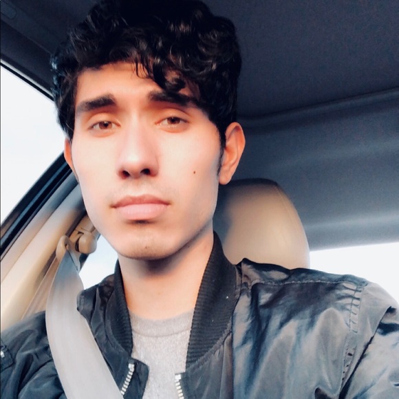 Meet your Posher, Jesse - Picture 2 of 2